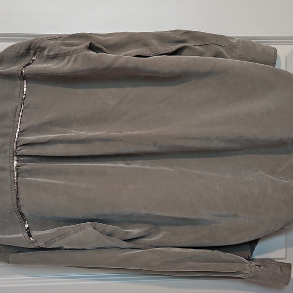 Free People Large Olive Green Lightweight Metallic Button Down Top - Picture 8 of 9